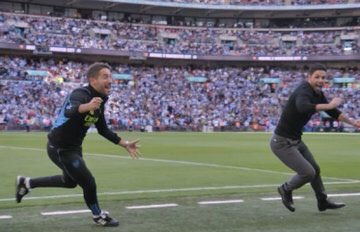 Breaking: Barca announce Rashford deal

me: