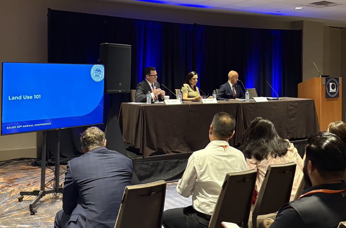 Always enjoy my time with my <a href="/NALEO/">NALEO Educational Fund</a> family. Led a great panel discussion today on #landuse for fellow policymakers. #naleoatlanta
