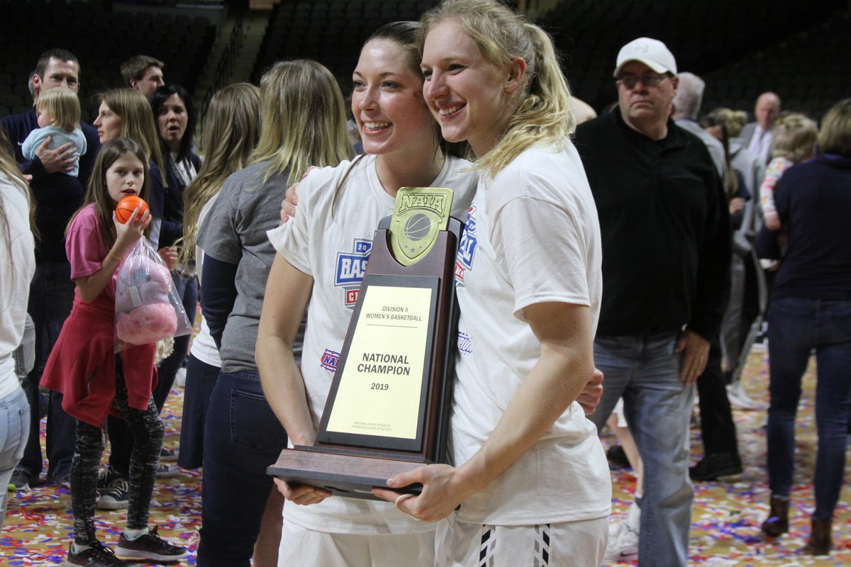Concordia Bulldogs (@cunebulldogs) on Twitter photo 4x All-American Philly Lammers didn't have to wait long to be inducted into the <a href="/cunebulldogs/">Concordia Bulldogs</a> Hall of Fame. Now an RN in Phoenix, Lammers reflects back on an incredible run with <a href="/CUNEwbb/">Concordia-NE WBB</a> that included a national championship in 2019.
"I think basketball turned out being so good 4x All-American Philly Lammers didn't have to wait long to be inducted into the <a href="/cunebulldogs/">Concordia Bulldogs</a> Hall of Fame. Now an RN in Phoenix, Lammers reflects back on an incredible run with <a href="/CUNEwbb/">Concordia-NE WBB</a> that included a national championship in 2019.
"I think basketball turned out being so good
