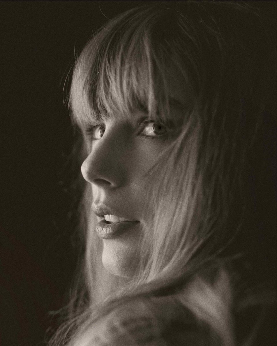 pttswift's tweet image. 🤍 TOP 31 THE TORTURED POETS DEPARTMENT 🤍
🥇 Guilty as Sin?
🥈 My Boy Only Breaks His Favorite Toys
🥉 loml
4. How Did It End?
5. The Smallest Man Who Ever Lived
6. So Long, London
7. Peter
8. The Prophecy
9. Fresh Out The Slammer
10. The Black Dog
11. Who's Afraid Of Little…