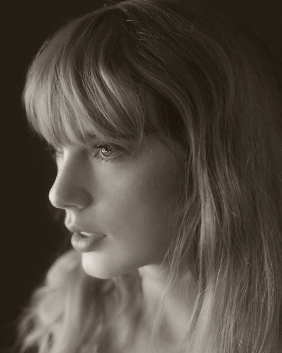 pttswift's tweet image. 🤍 TOP 31 THE TORTURED POETS DEPARTMENT 🤍
🥇 Guilty as Sin?
🥈 My Boy Only Breaks His Favorite Toys
🥉 loml
4. How Did It End?
5. The Smallest Man Who Ever Lived
6. So Long, London
7. Peter
8. The Prophecy
9. Fresh Out The Slammer
10. The Black Dog
11. Who's Afraid Of Little…