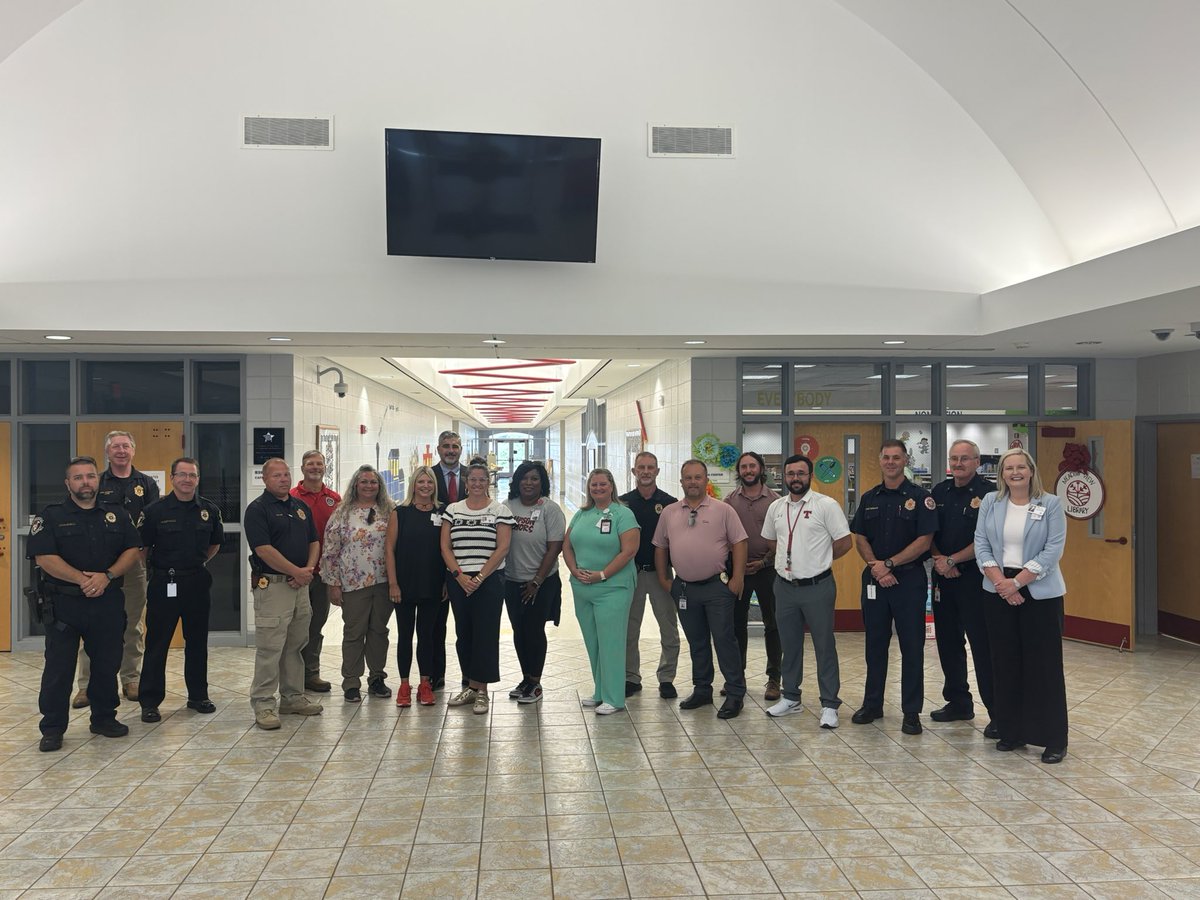 AlabasterSupt's tweet image. More photos of our incredible team members this week following annual school safety trainings!
