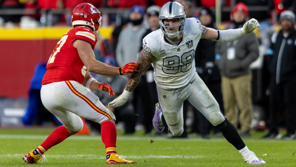 FantasyGuru.com (@fantasygurusite) on Twitter photo NFL Draft Guide Article 🚨
<a href="/PhilBackert/">Phil Backert</a> continues his #IDP League Player Breakdown series with the #AFC West! Stay tuned for more player breakdowns from each division for our #NFL Draft Guide 💥
👉fantasyguru.com/2025-idp-leagu…
#FantasyFootball #Football #RaiderNation NFL Draft Guide Article 🚨
<a href="/PhilBackert/">Phil Backert</a> continues his #IDP League Player Breakdown series with the #AFC West! Stay tuned for more player breakdowns from each division for our #NFL Draft Guide 💥
👉fantasyguru.com/2025-idp-leagu…
#FantasyFootball #Football #RaiderNation