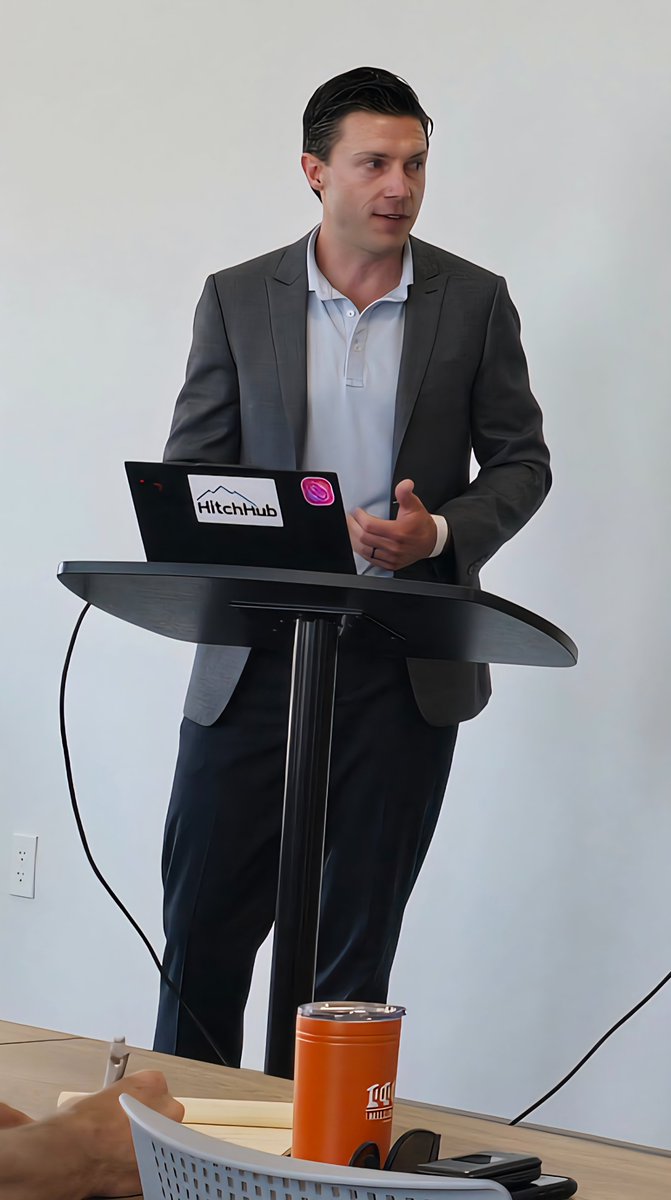 What a morning!  We were blessed to hear Molly Thompson of Molly May’s Art Market (facebook.com/profile.php?id…) and Jake Johnson of HitchHub
(HitchHubUSA.com) this morning @ #1MCDubuque. A great opportunity for our small business owners and entrepreneurs! See you Wednesday!