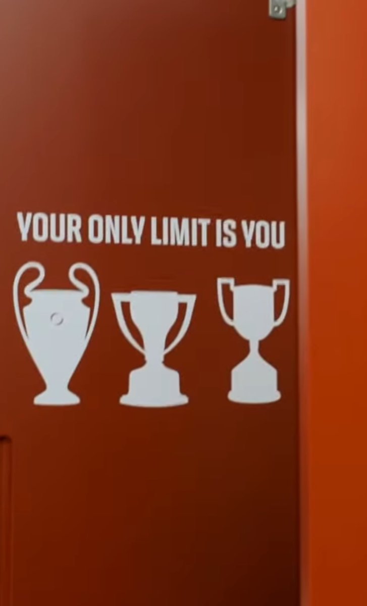 forcabarca_ar's tweet image. 🔥في غرفة الملابس يتم تحفيز اللاعبين للثلاثية
"حدودك الوحيدة هي أنت"