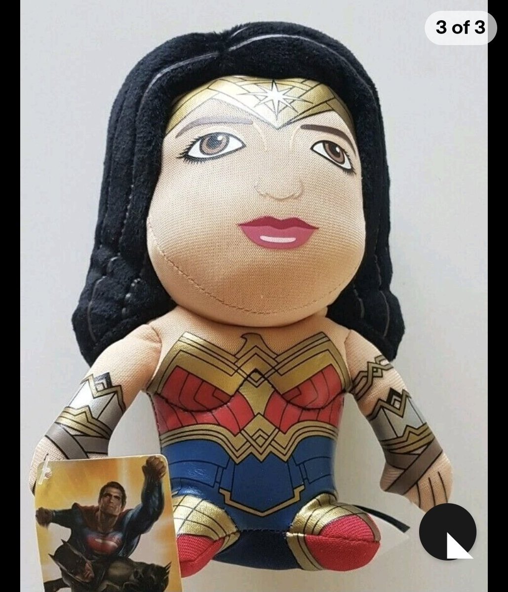 krinkleus's tweet image. Oh no 

#wonderwoman 
#plush
#bvs 
#BatmanvSuperman