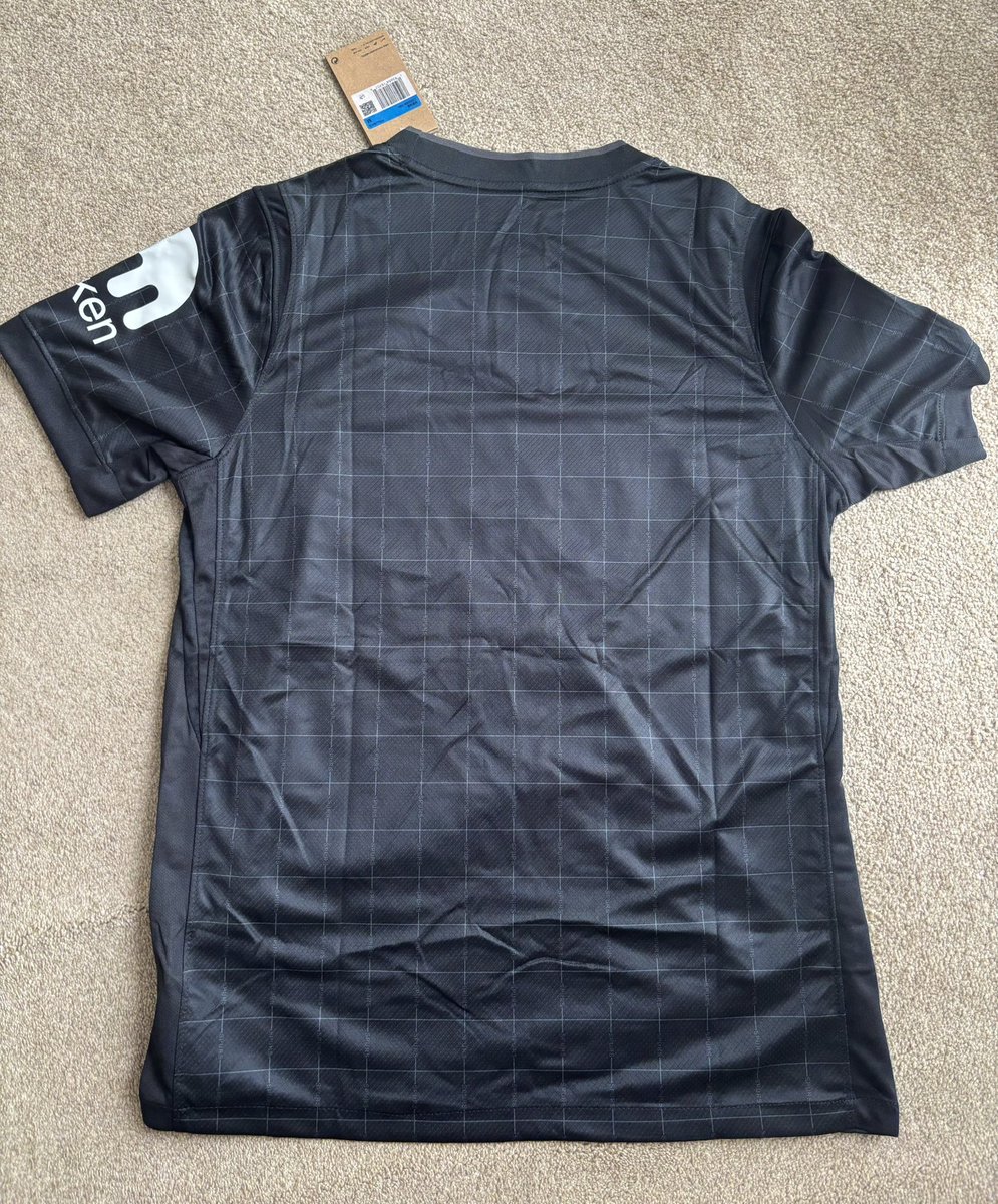 One of our nicest kits ever

Arrived in just 11 days which is crazy, the quality is unreal 🔥

DHGate on TOP as per 🙌 

£14 only. Don’t give Spurs £85. 

If you want to get it too, here’s the link 👇

sale.dhgate.com/KhA8a446