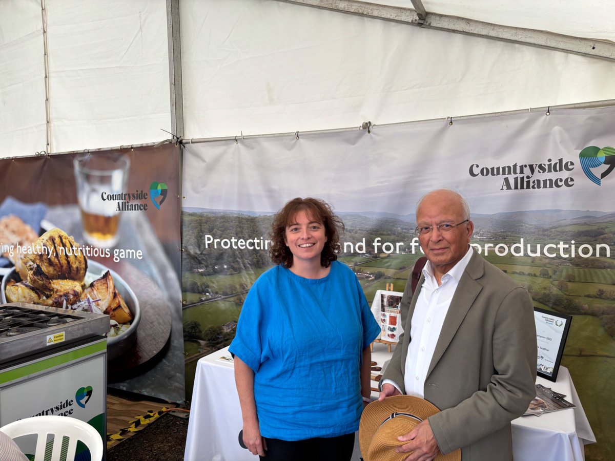 CAevs's tweet image. Thank you @AltafHussainSWW for coming to see us today and for chatting to our chef about wonderful
game! Thank you for re-iterating your support - much appreciated!
