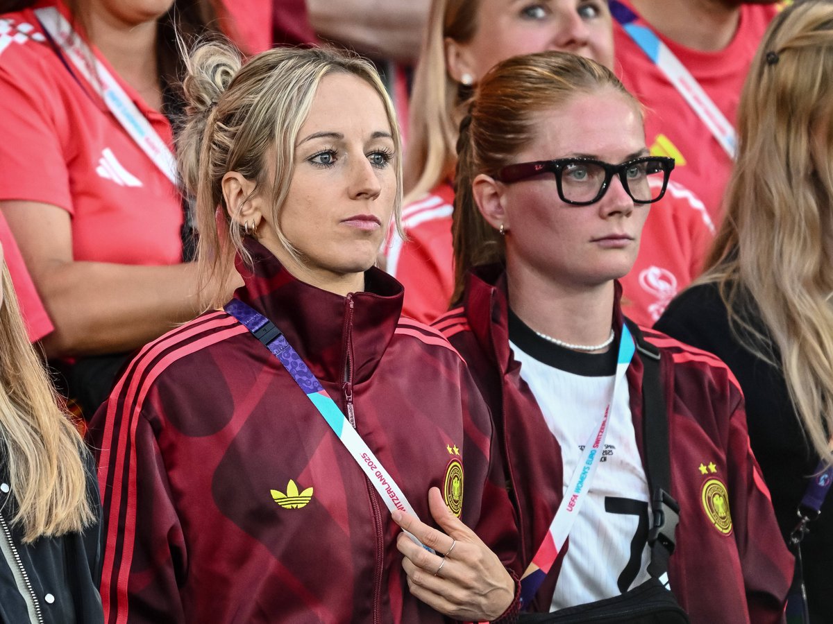 (AUS)GESPERRTE IMMER BEI UNS! Stark bleiben, Sektion Halbfinalverbot!