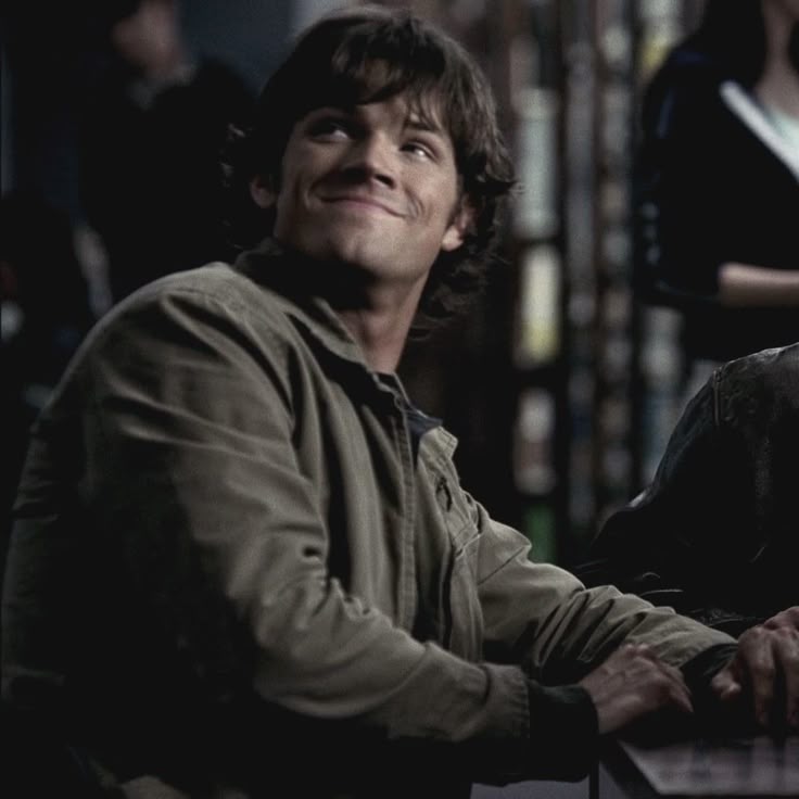 formnvoidd's tweet image. his little awkward smile is so cute i'm gonna cry