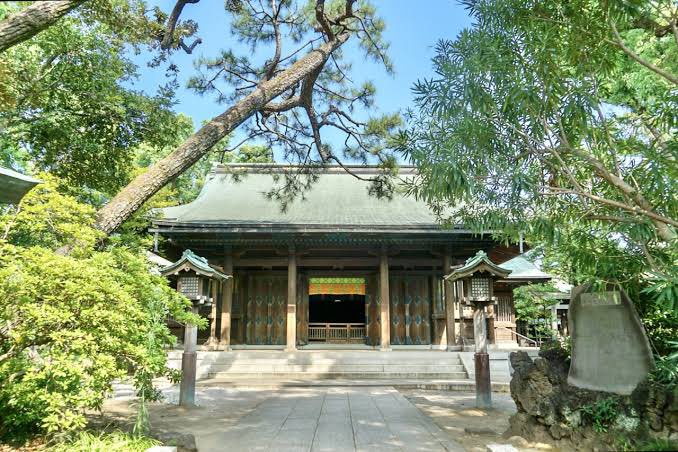 metal_otaku's tweet image. おはようございます。
早朝小鳥の囀りで、目覚めました。
我が家は神社至近で、大樹がそばにあるため、小鳥がたくさんきます。
今日は午前中テレワークで資料の調査。
午後より出社。
課題レポートの採点の続きです。
夏バテしないように気をつけます。
今日もご安全な一日をお過ごしください。