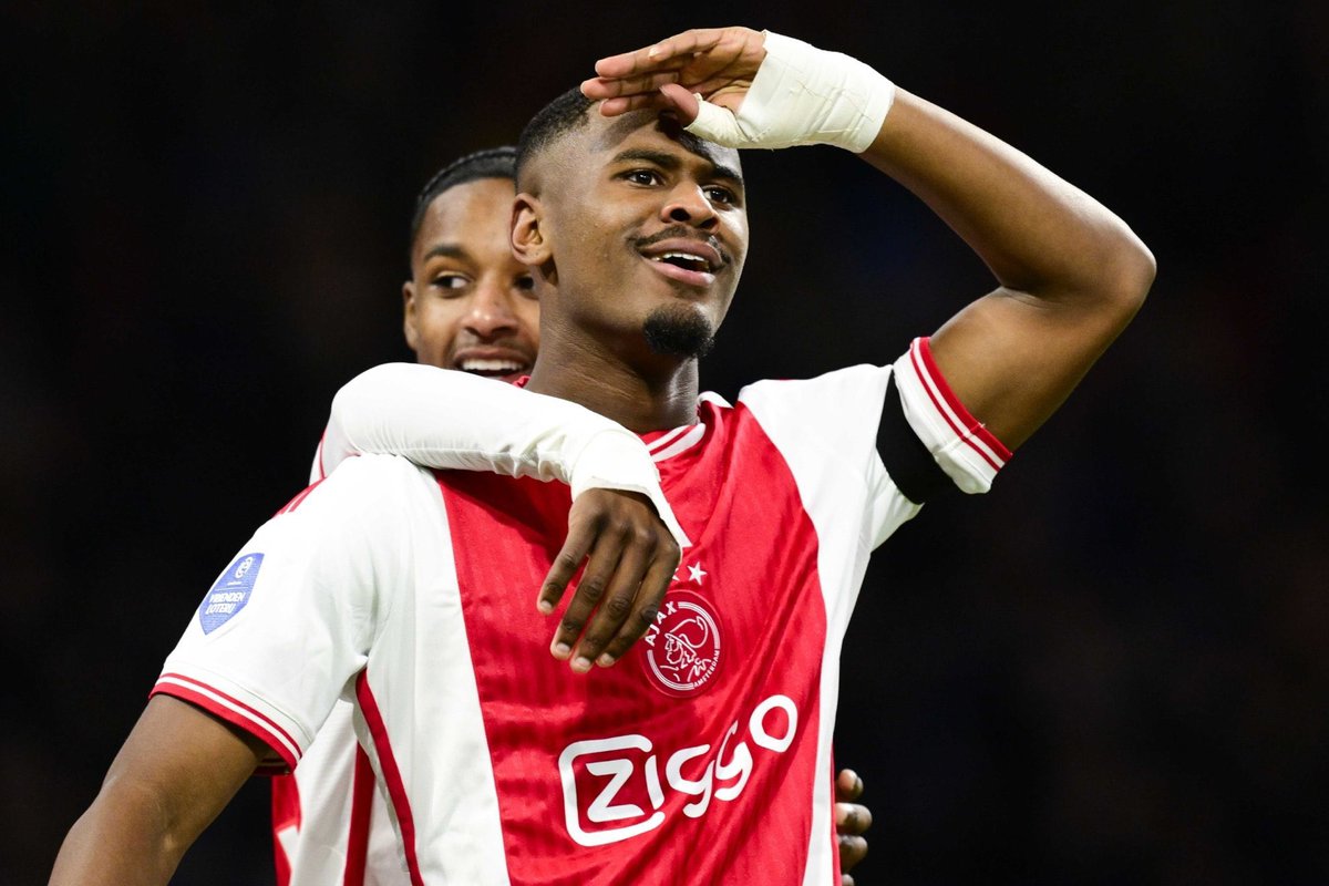 ChelsTransfer's tweet image. 🚨 BREAKING: Chelsea have reached agreement on personal terms with Jorrel Hato who has now asked Ajax to leave. Negotiations advancing to final stages. The fee is €40m. (via @FabrizioRomano)