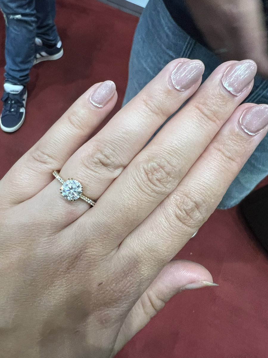 Pau 🖤 tweet media