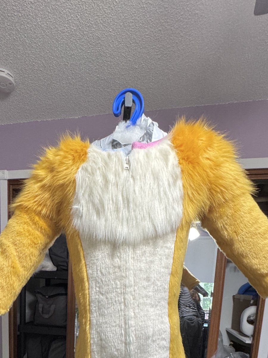 starbrightsuits's tweet image. WIP Wednesday 😏

We are working on so many things at once 😫