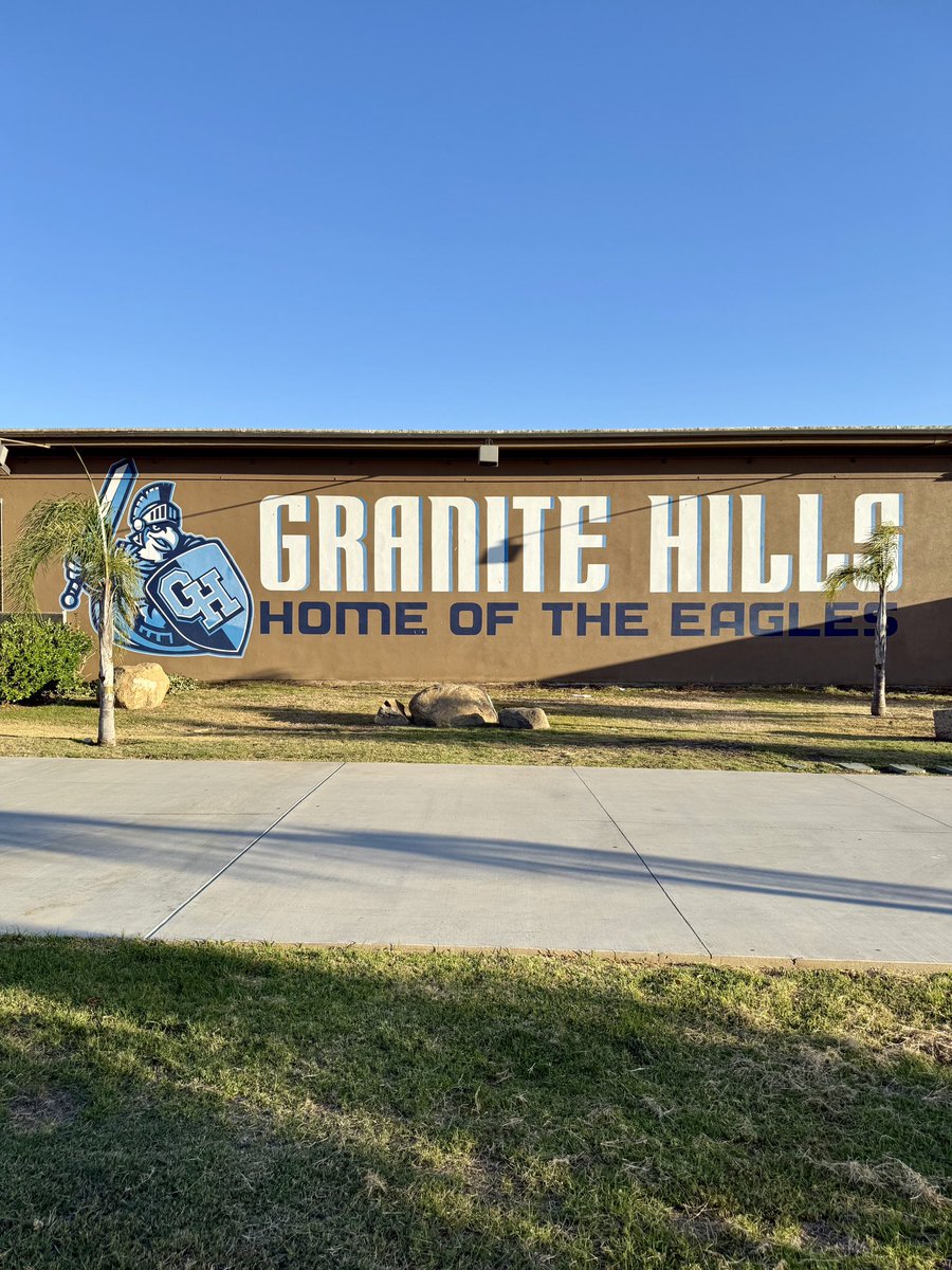 ANSRSFB's tweet image. In San Diego getting Granite Hills ready to roll! 🦅#ANSRS @granitehillsfb 💥