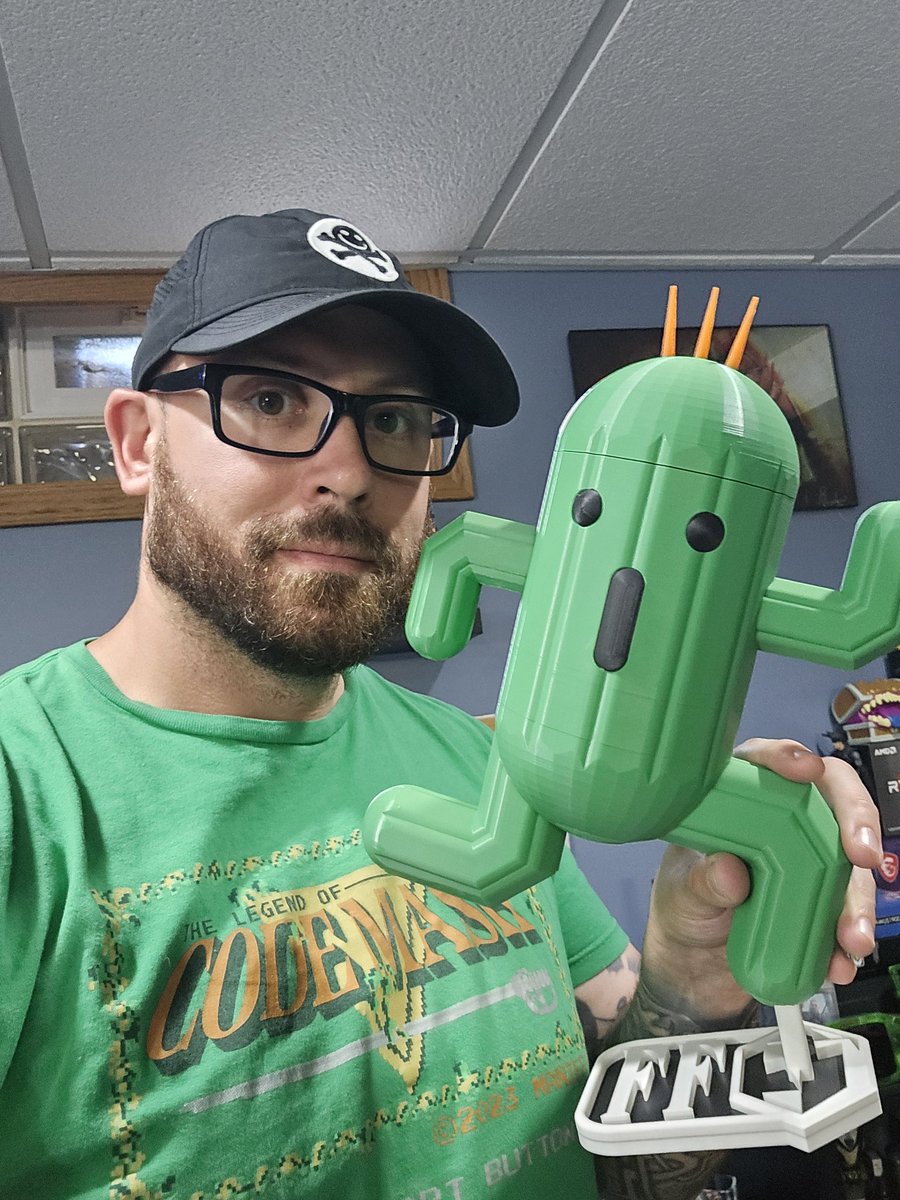 Jr0dR87's tweet image. Cactuar deck box is finished ❤️🌵