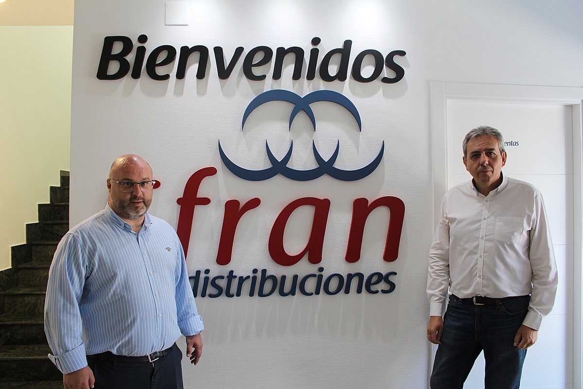 🔵⚪️ [Comunicado oficial]

🖊️ La empresa Efran Distribuciones se une al <a href="/ManzanaresFS/">ManzanaresFútbolSala</a> como nuevo patrocinador prémium

¡Gracias por vuestra confianza!

#ElOrgulloDeSerManchego

manzanaresfs.com/efran-distribu…