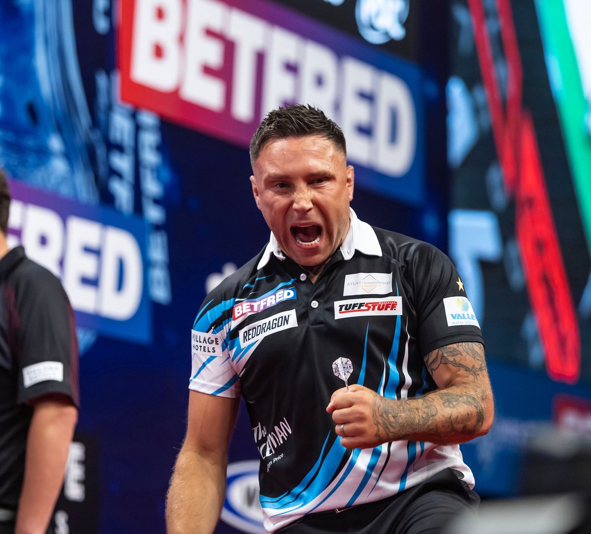 Darts Cymru (@dartscymru) on Twitter photo ๐๐จ๐ซ๐ฅ๐ ๐๐๐ญ๐๐ก๐ฉ๐ฅ๐๐ฒ: ๐๐จ๐ฎ๐ง๐ ๐ ๐๐๐ฌ๐ฎ๐ฅ๐ญ
Gerwyn Price produces a relentless performance to demolish Dobey 11-3 to make the Quarters.
The Iceman posted a personal best average at the Gardens with 108.7. ๐ฅ
He hit eight 180s & pinned 74% of his doubles. ๐ฅ ๐๐จ๐ซ๐ฅ๐ ๐๐๐ญ๐๐ก๐ฉ๐ฅ๐๐ฒ: ๐๐จ๐ฎ๐ง๐ ๐ ๐๐๐ฌ๐ฎ๐ฅ๐ญ
Gerwyn Price produces a relentless performance to demolish Dobey 11-3 to make the Quarters.
The Iceman posted a personal best average at the Gardens with 108.7. ๐ฅ
He hit eight 180s & pinned 74% of his doubles. ๐ฅ