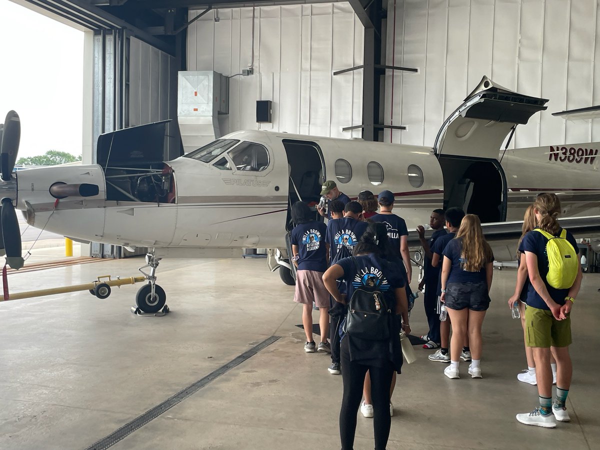 WisconsinDOA's tweet image. DOA’s Wisconsin Air Services and section chief Lauren Sherrick recently were glad to host aspiring aviators from the Willa Brown Aviation Academy and highlight how our state aircraft help deliver public services across the state. #WeAreDOA