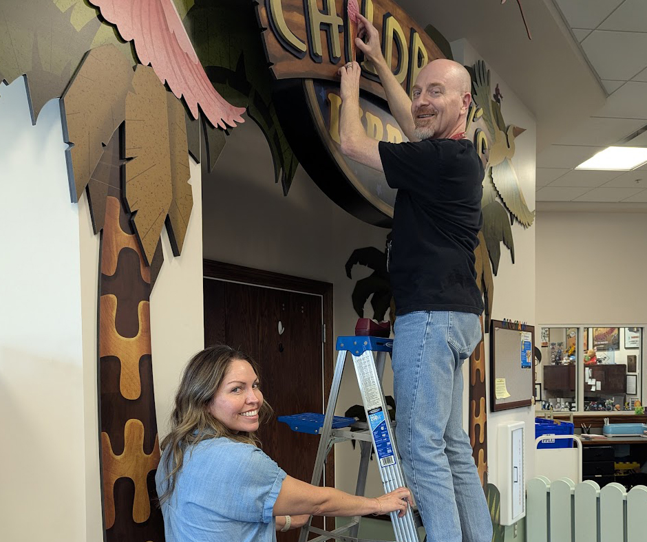 Oldsmar's tweet image. YOUR CITY AT WORK
Shhh… the Children’s Library staff are sneaky little elves, hiding items for the Summer Scavenger Hunt! Think you can find them all? Hurry, the hunt ends Saturday! 🕵️♀️