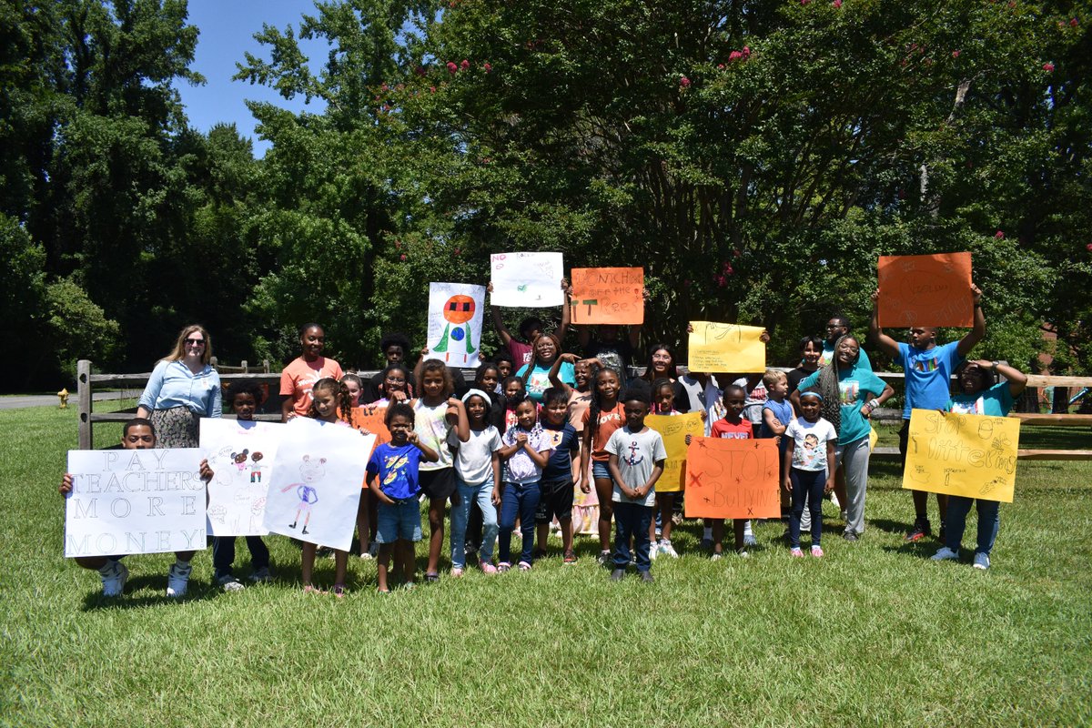 National Day of Social Action is a reminder of the power our scholars hold when they come together to stand for something bigger than themselves! Exploring how their voices can create real change in their communities.🙌

#freedomschoolclt #summerofopportunity #dayofsocialaction