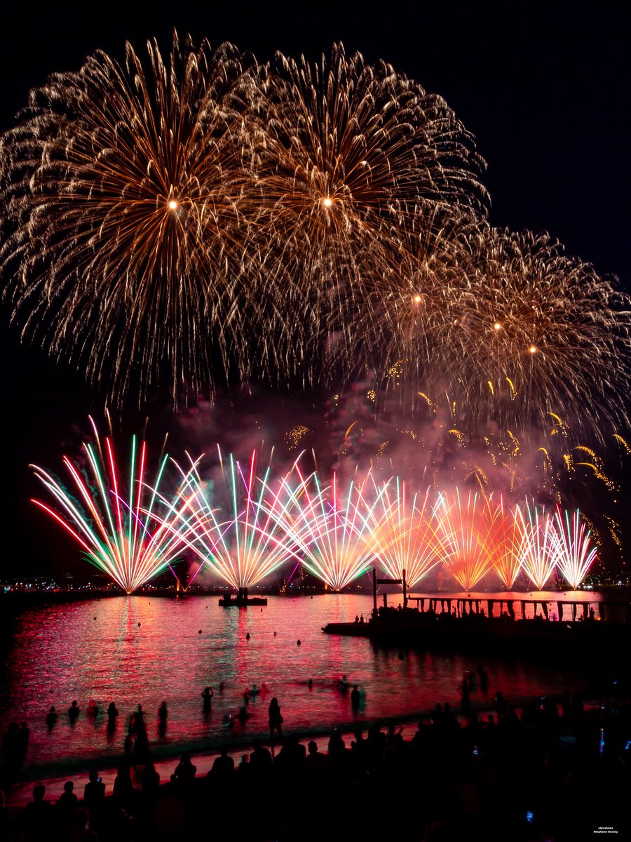 ๐ค๐๐ก๐๐๐๐๐๐ค (@slpcannes) on Twitter photo Retour en image sur le magnifique feu dโartifice tirรฉ par la firme @pirotecnica_morsani_ reprรฉsentant lโItalie ๐ฎ๐น๐ฎ๐นlors du festival Pyrotechnique de Cannes
Belle soirรฉe
#CannesFrance #Cannes #CotedAzurFrance
<a href="/Cannes_France/">Cannes, France</a> <a href="/villecannes/">Cannes</a> <a href="/VisitCotedazur/">Cรดte d'Azur France</a> Retour en image sur le magnifique feu dโartifice tirรฉ par la firme @pirotecnica_morsani_ reprรฉsentant lโItalie ๐ฎ๐น๐ฎ๐นlors du festival Pyrotechnique de Cannes
Belle soirรฉe
#CannesFrance #Cannes #CotedAzurFrance
<a href="/Cannes_France/">Cannes, France</a> <a href="/villecannes/">Cannes</a> <a href="/VisitCotedazur/">Cรดte d'Azur France</a>