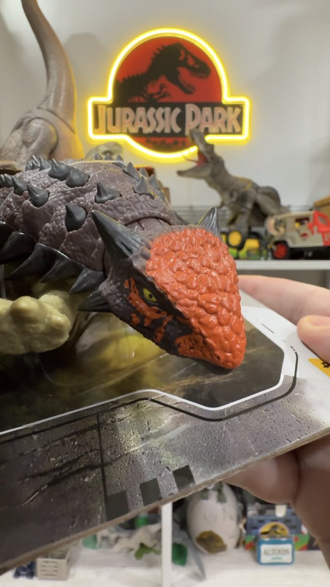 collectjurassic's tweet image. NEW TOY ARRIVAL: Wild Roar Ankylosaurus from Jurassic World Rebirth |
youtube.com/shorts/AdoT6iX…