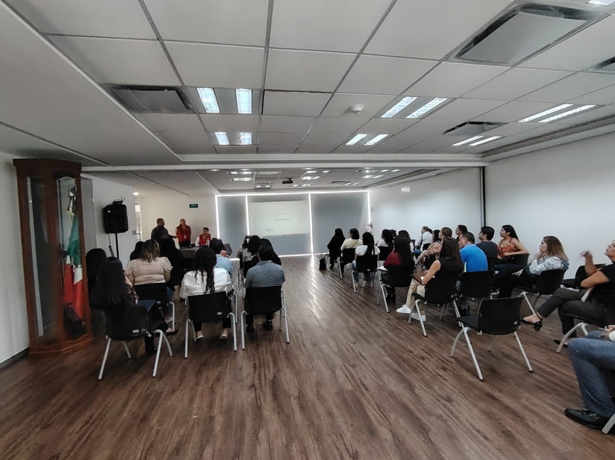 En mi caracter de Notario Público asistí a una muy provechosa capacitación sobre la  cancelación de hipotecas en el <a href="/Infonavit/">Infonavit</a> sede León.

Extiendo un amplio reconocimiento al Delegado José  Antonio Santos Acosta que ha llegado a Transformar esta dependencia.

¡En hora buena!