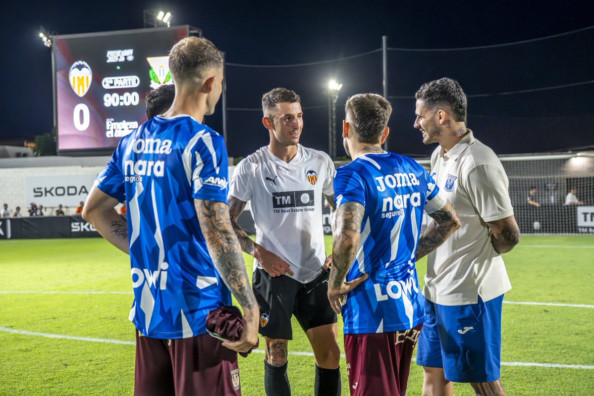 CDLeganes's tweet image. Qué bueno volver a verte, Raba 🥰
#ValenciaLeganés #PreseasonLALIGA