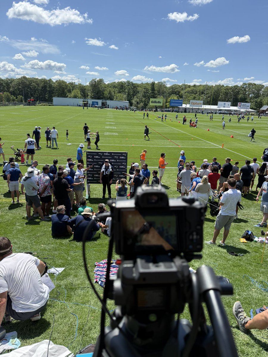 hmcglash's tweet photo. Day 1 ✅ #Patriots #TrainingCamp https://t.co/bmiztuX0i5