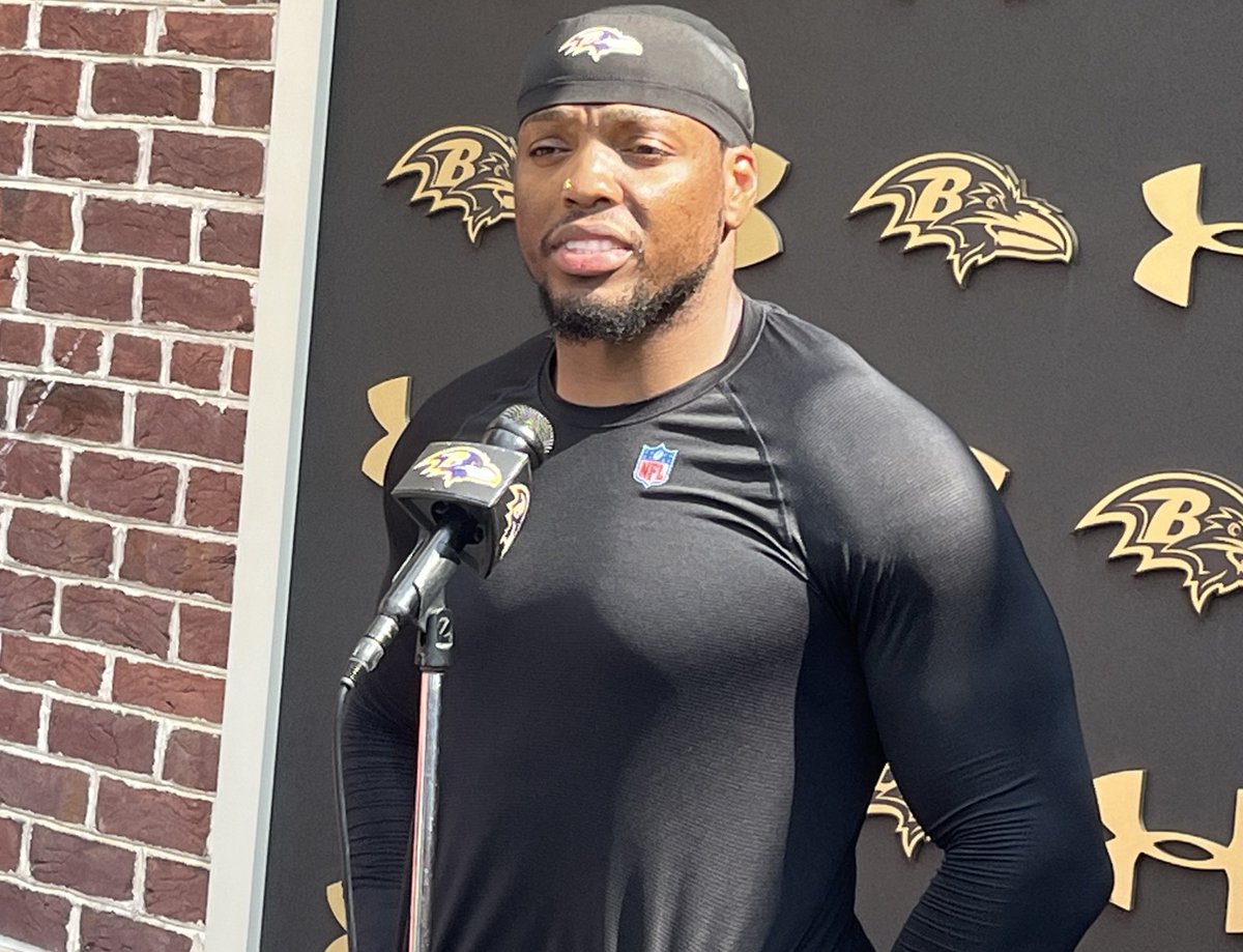 jonas_shaffer's tweet image. Derrick Henry on possibly not needing to rush for 2,000 yards to get into an Adam Sandler movie: “If he wants to cast me in a movie, I’ll be happy as hell.”