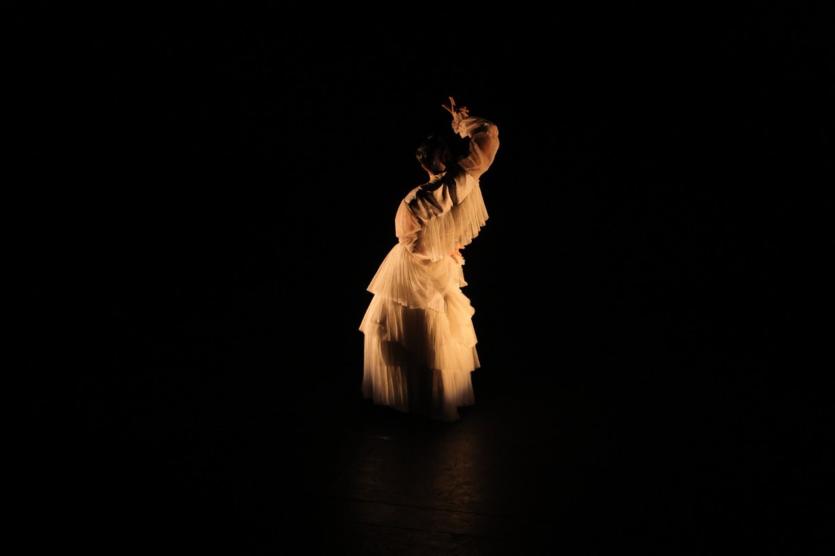cbamadrid's tweet image. El flamenco y la danza española toman el Círculo 👏🏼🧡
Es un placer acoger la celebración del 34º Certamen de Coreografía de Danza Española y Flamenco.
La gala final tendrá lugar mañana en el @TeatroZarzuela. ¡Muchas gracias por venir!