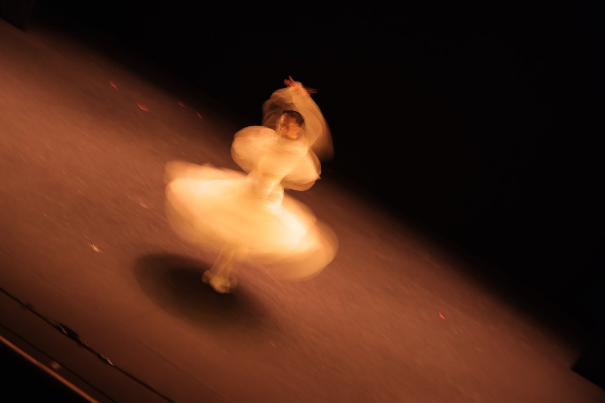cbamadrid's tweet image. El flamenco y la danza española toman el Círculo 👏🏼🧡
Es un placer acoger la celebración del 34º Certamen de Coreografía de Danza Española y Flamenco.
La gala final tendrá lugar mañana en el @TeatroZarzuela. ¡Muchas gracias por venir!