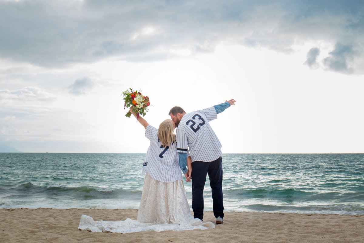 longhoferm's tweet photo. Celebrating 3 years since the best day of our lives 3 years ago! Brought the Yankees down to Puerto Vallarta and exited the ceremony to New York, New York. It was the best win of my life #ToyotaPinstripePride @YESNetwork @Toyota https://t.co/TfyAiy7p1V
