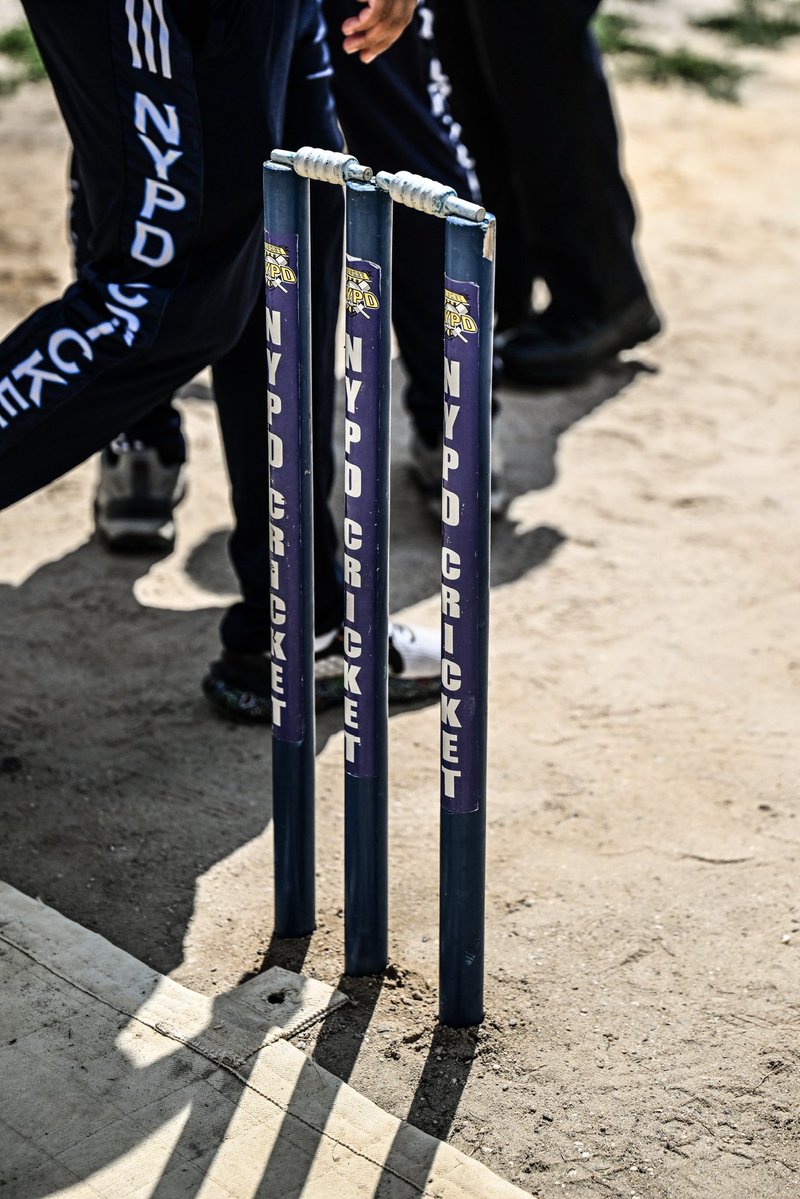 NYPDPC's tweet image. Big day on the pitch in Jamaica as we kicked off another season of the NYPD Cricket League!
This program brings cops and hundreds of young New Yorkers together to hit sixers and enjoy some healthy competition.
Good luck to all of our players!
