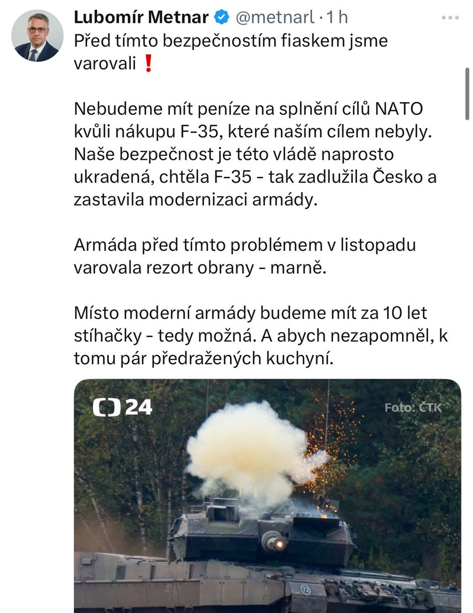 jana_cernochova's tweet image. Pane Metnare, Vám ta funkce předsedy branného výboru sedí snad ještě méně, než ta ministerská.
Začnu polními kuchyněmi. Dne 10. června 2025 byl nákup polních kuchyní na programu výboru pro obranu. Zevrubně jsme poslancům na 21 slidech doložili, v jakém stavu jsou dosluhující…