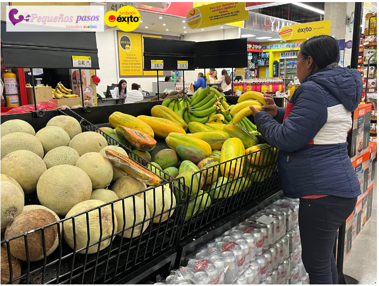 ALCSORACA's tweet image. Gracias al trabajo conjunto entre @FundacionExito, @GobBoyaca, @SecSocialBoyaca  y la Alcaldía de #Soracá, 21 madres gestantes y lactantes realizaron su 4.ª redención de bonos nutricionales. 
¡Seguimos comprometidos con la primera infancia!
#ConLasGoticasNutrimosVidas
#Lactatón