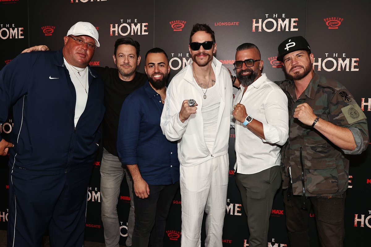 TravisNyquill's tweet image. Pete Davidson leads the cast of The Home at its NYC premiere! Catch the horror thriller in theaters July 25. 🎬👻 #TheHome #PeteDavidson #HorrorMovies #HMUNCUT #NowPlaying #JamesDeMonaco wix.to/VVaZpsx