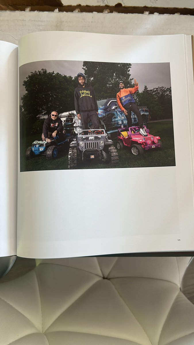 ENNUI IKEY (@dskinsel) on Twitter photo <a href="/BOOMConcepts/">BOOMConcepts</a> is featured alongside our MWFA cousins for our Black Demolition Derby x Mobile Public Art project out of Garfield.
True Yinzer Shit <a href="/BOOMConcepts/">BOOMConcepts</a> is featured alongside our MWFA cousins for our Black Demolition Derby x Mobile Public Art project out of Garfield.
True Yinzer Shit