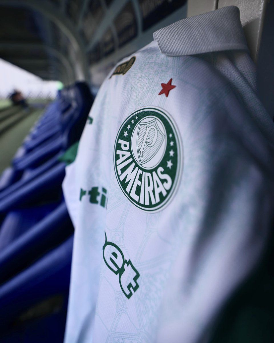 Palmeiras's tweet image. Manto no jeito pro desafio de hoje! 👕
Garanta o seu na Palmeiras Store! 🛒 ➤ tinyurl.com/ykm3jsht