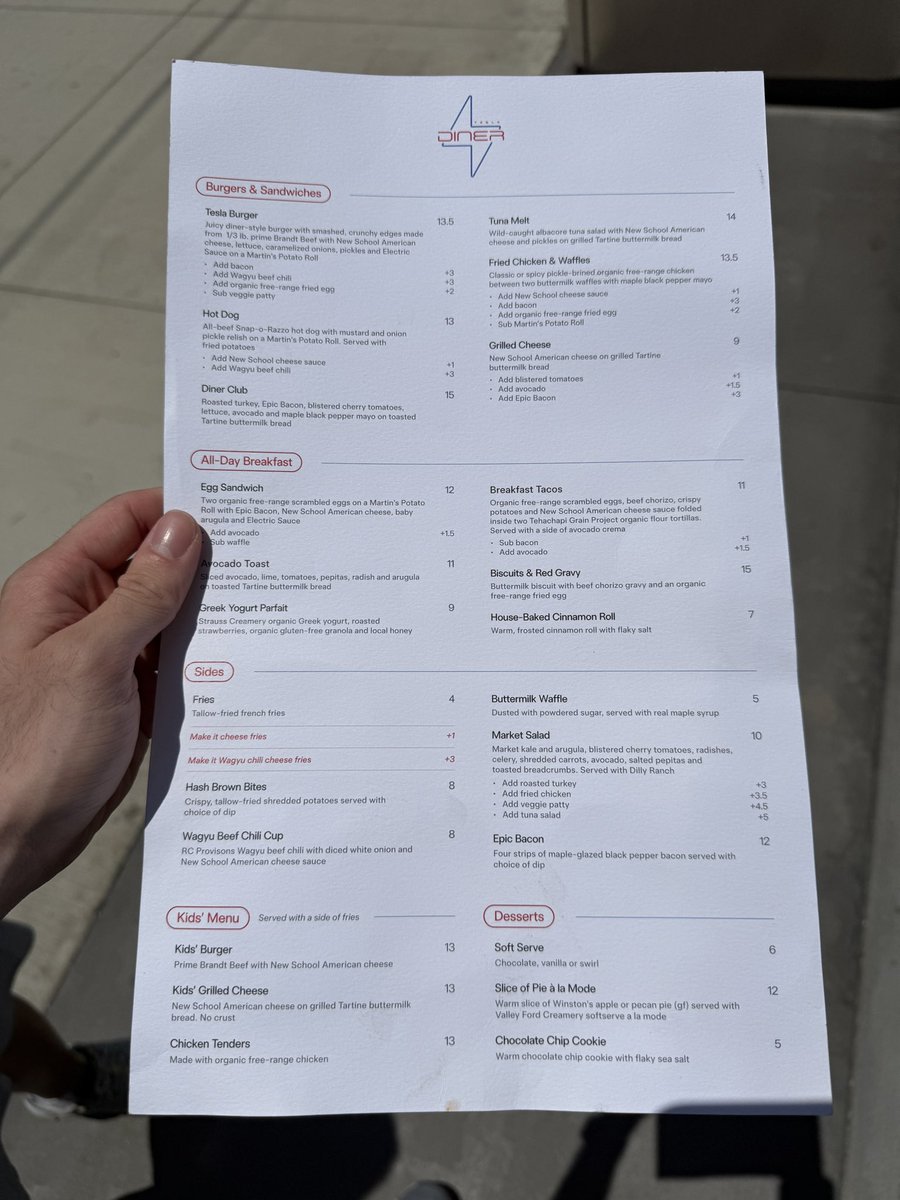 TimStoeckinger's tweet image. Tesla Diner Speisekarte! 🍱