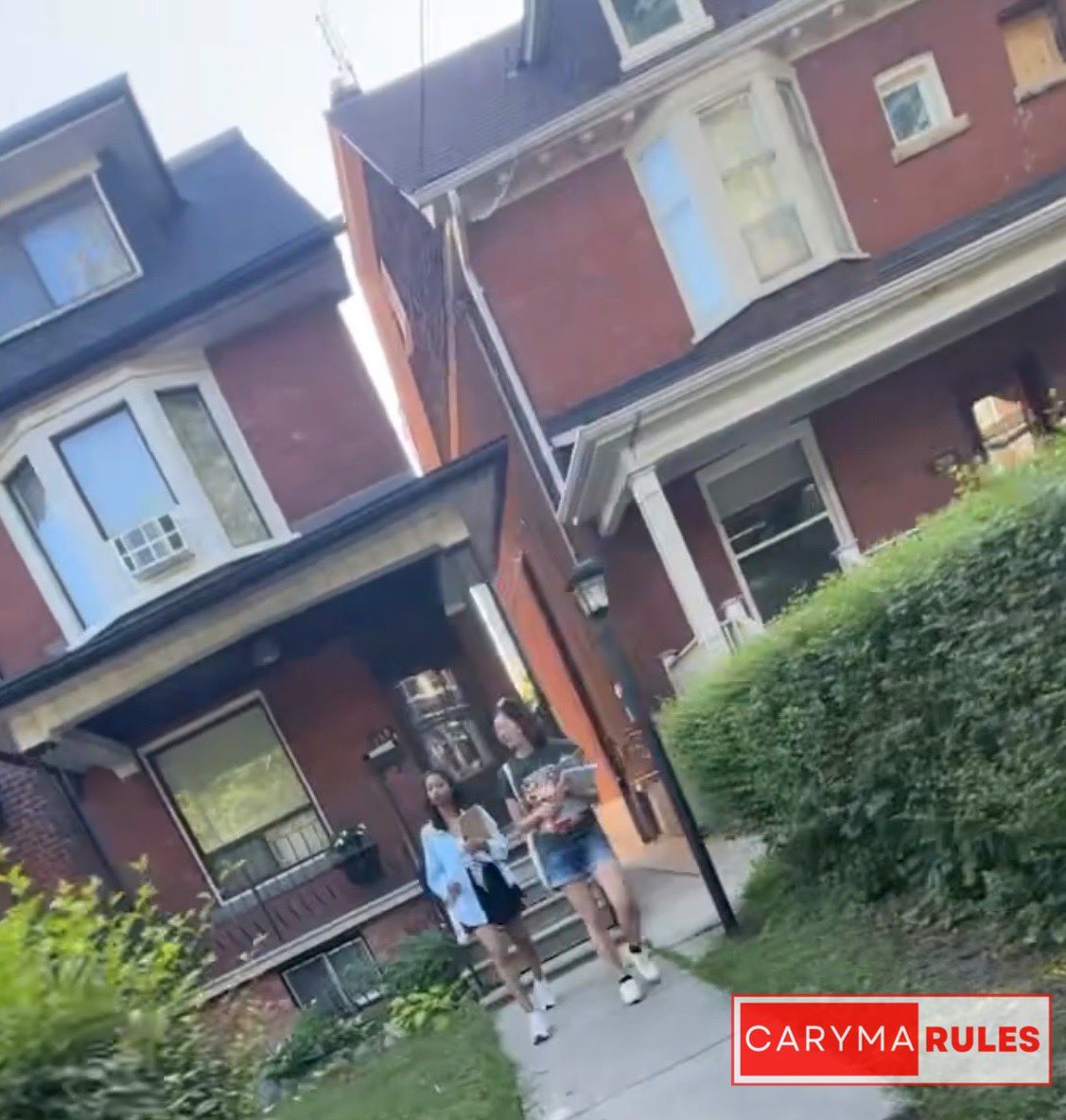 Protesters dispersed in teams of two to knock on doors and solicit signatures for a petition. 

📸 Jul 23, 2025

#Toronto #ProtestMania