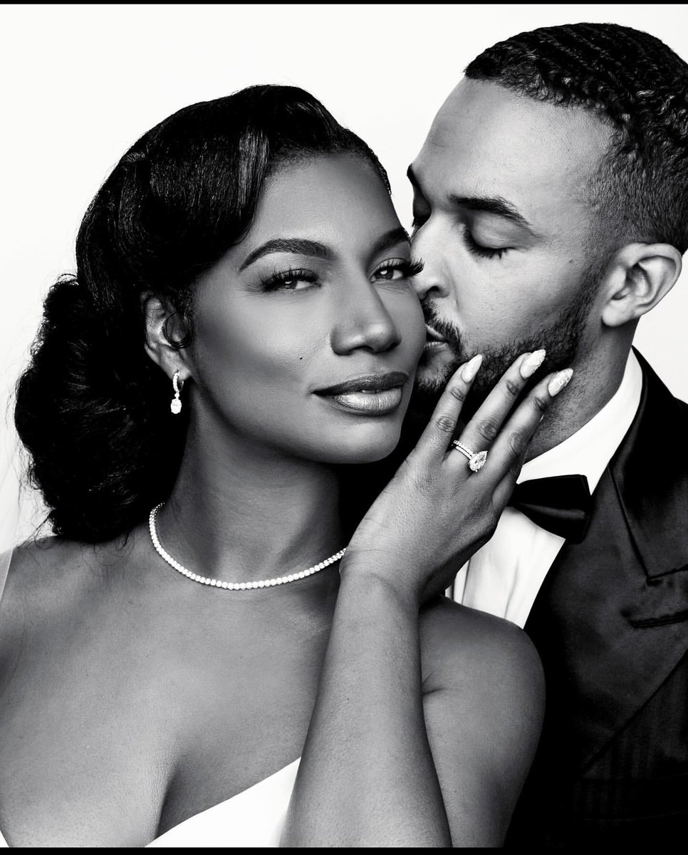 Congrats to Taylor &amp; Shane 💍