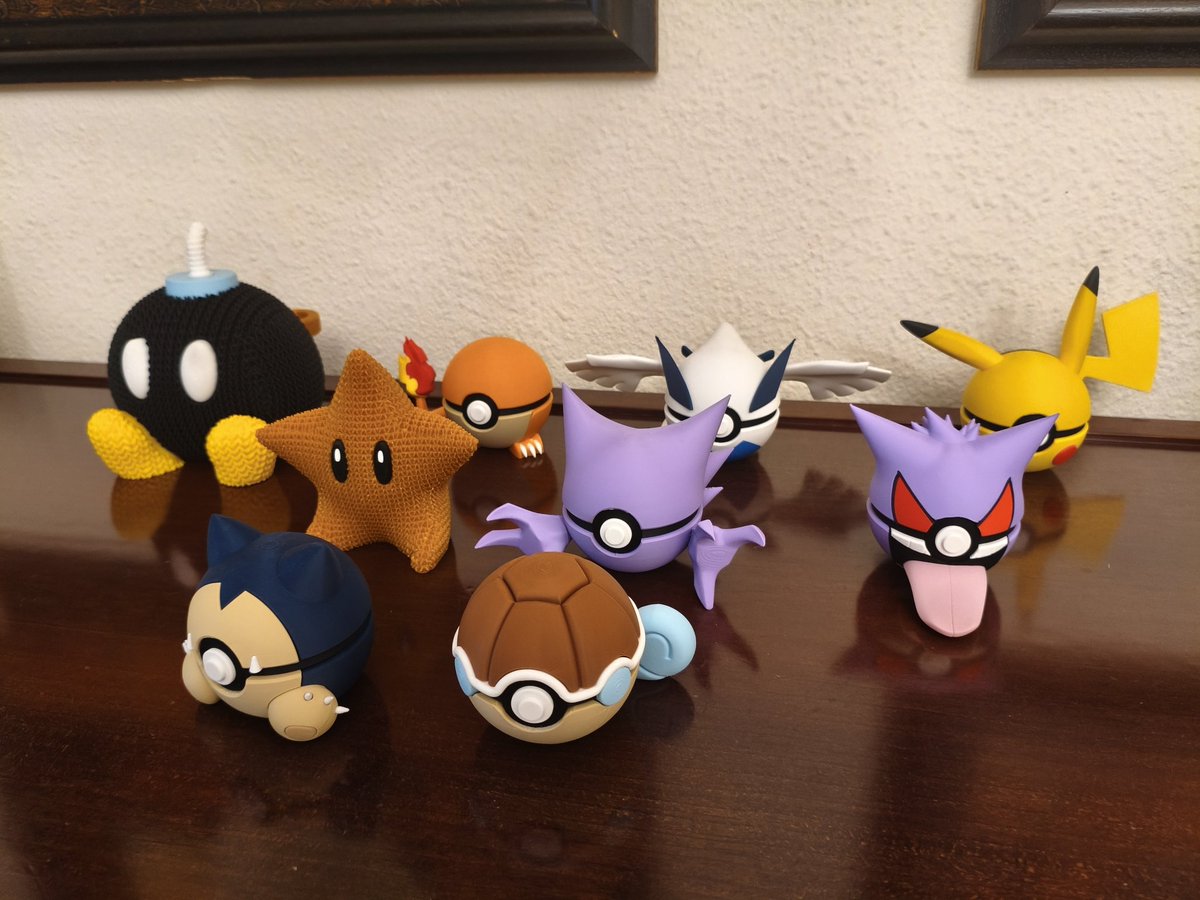 Por cierto , para quien quiera saberlo , he estado un poco ausente de las redes sociales por un proyecto personal de impresión 3d . Estas son algunas de las cosas que hago , espero que os gusten 😁🧡