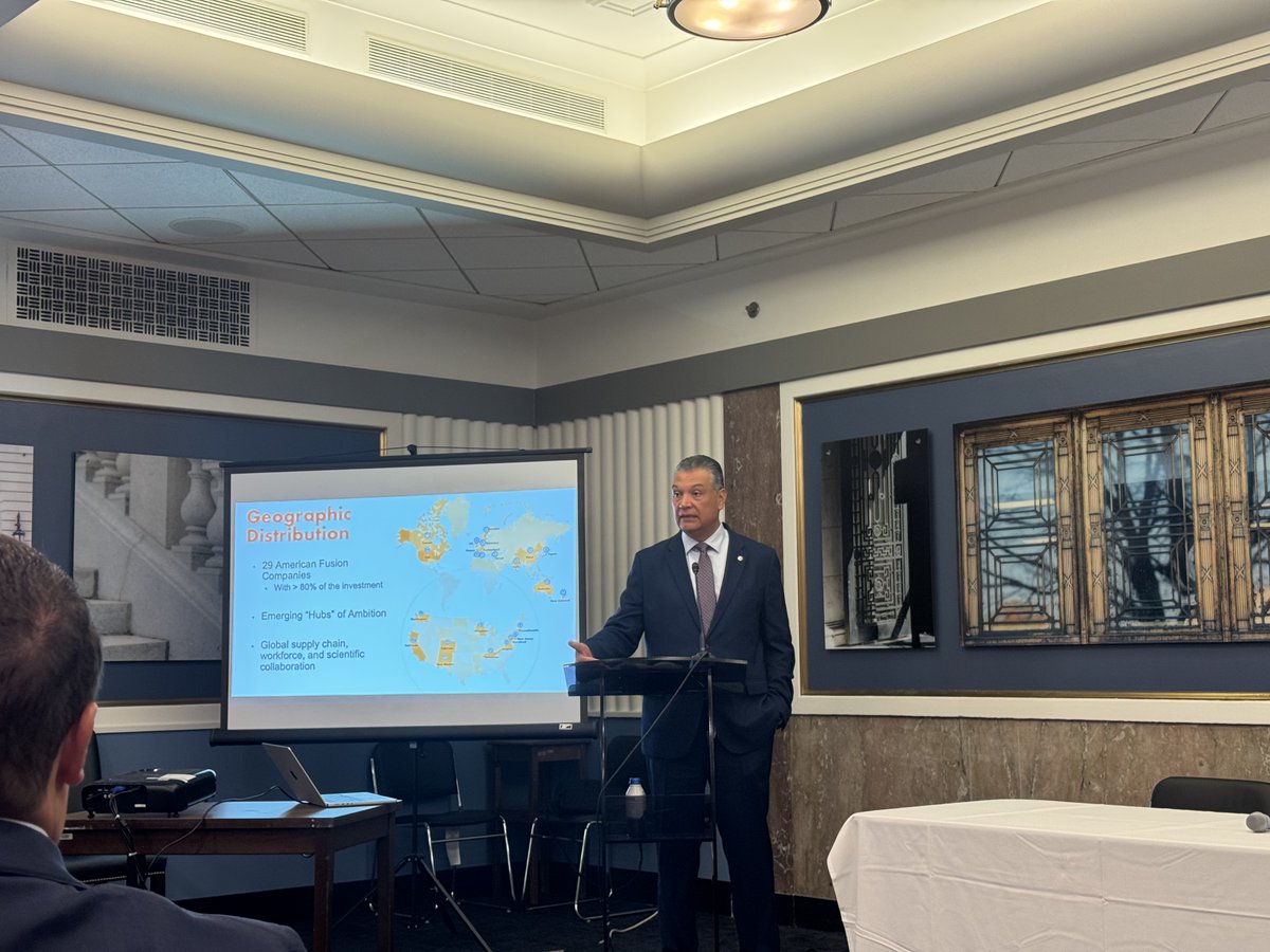 Fusion_Industry's tweet image. "This isn't just another report, it's a roadmap of what we need to do… to meet the moment." -@SenAlexPadilla
Today, we marked the launch of our 2025 Global Fusion Industry Report on Capitol Hill - showing how fusion is advancing and how policy can unlock global leadership.…