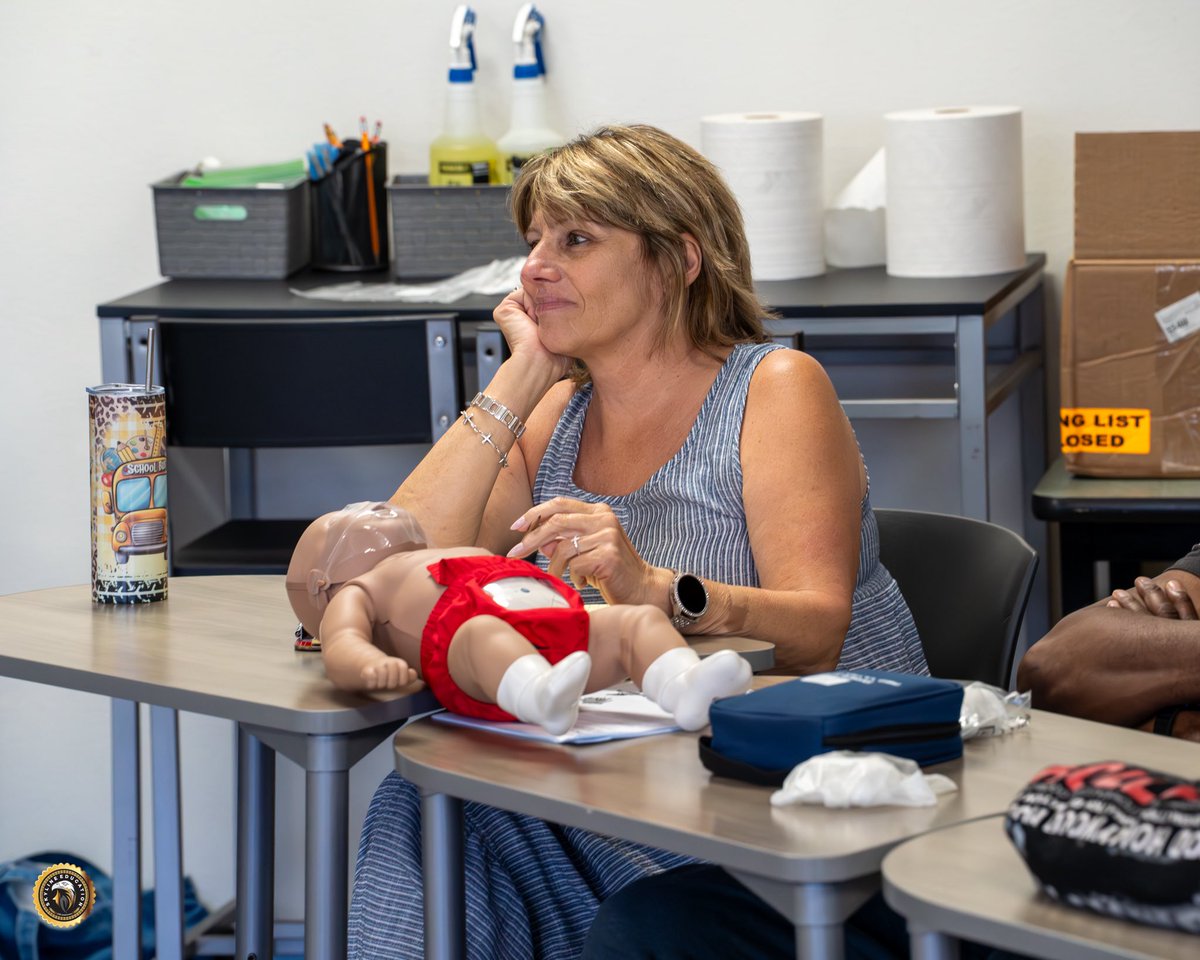 SkylineEd's tweet image. Day 2 of the Summer Summit! ☀️
From CPR &amp;amp; first aid to hands-on learning and team-building sessions, our staff is leveling up their skills to better serve our students and school communities. 💡⛑️📚