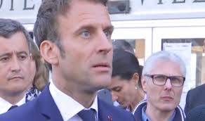 vedainc's tweet image. ⏹️ Emmanuel & Brigitte Macron ont déposé aujourd'hui une plainte en diffamation contre Candace Owens devant la Cour supérieure du Delaware, pour 22 chefs d'accusation, suite à ses affirmations selon lesquelles Brigitte était née de sexe masculin.
⬜️ Brigitte est ébranlée 🫥🌬️🍌