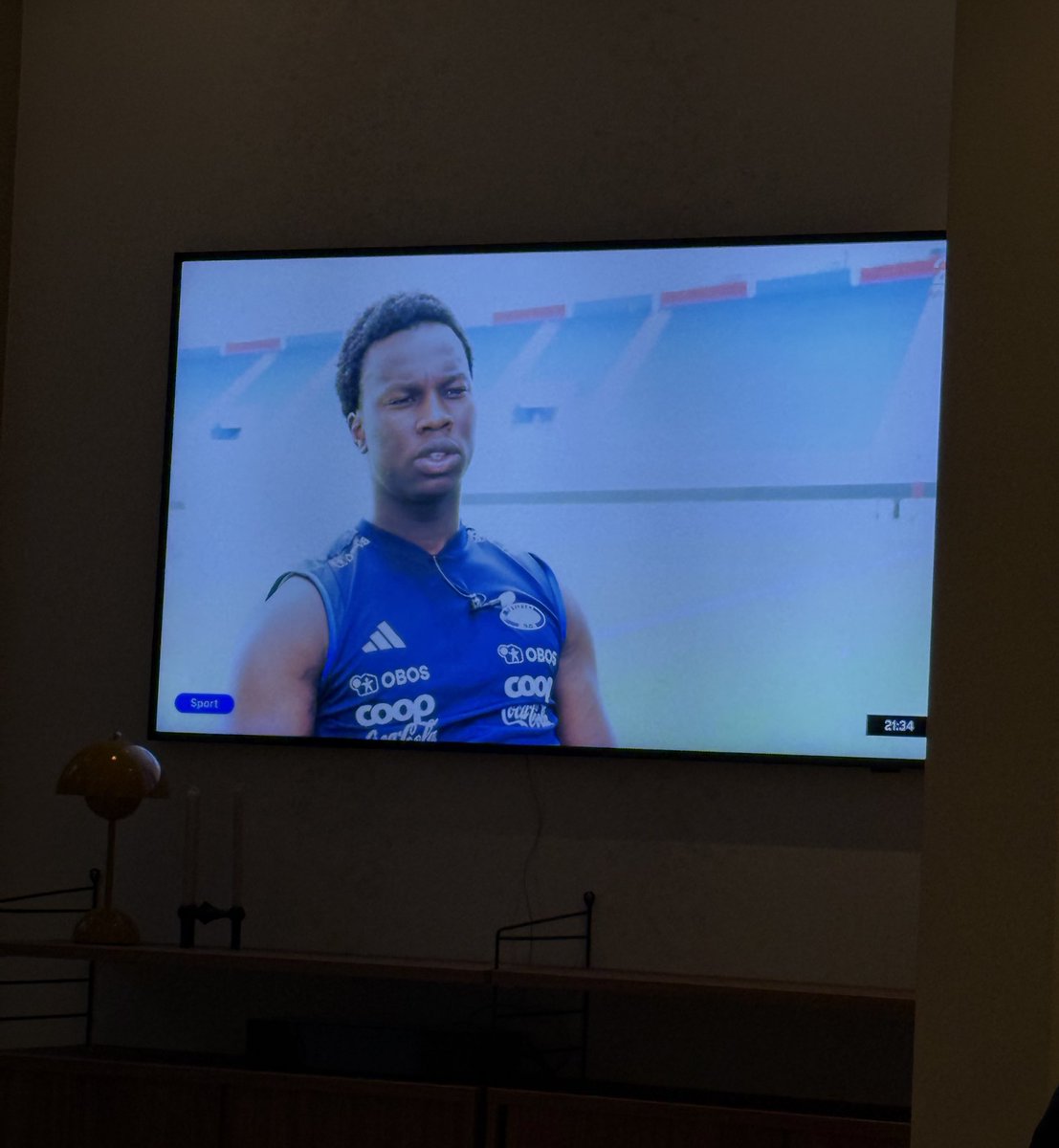 Rettighetshaver med en veldig fin reportasje om Bully. 

Kjempe på, Omar! 🔵🔴