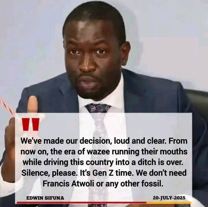 AtwoliEBs's tweet image. ODM SG EDWIN SIFUNA
Branding seasoned leaders @RailaOdinga & @AtwoliDza as "fossils" is not brave. Its reckless. WE are not just elder statesmen; WE are foundational pillars in Kenya’s political & labor history. We have paid the price, in blood and struggle. Tuheshimiane kijana.