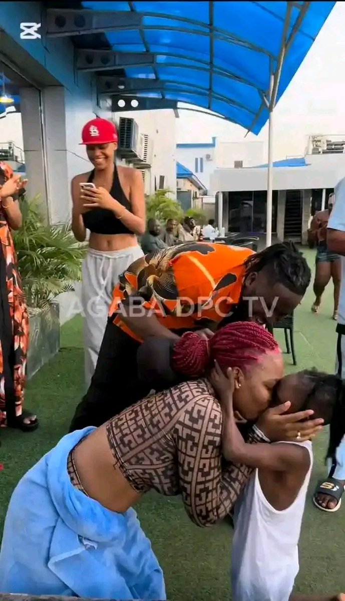 1Rosiy's tweet image. After Peller and Jarvis, another problem we have now is 5 naira and Chidinma. 😍🤣🤣